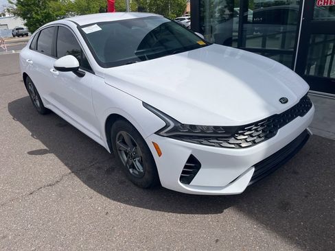 Used 2021 Kia K5 LXS image 1