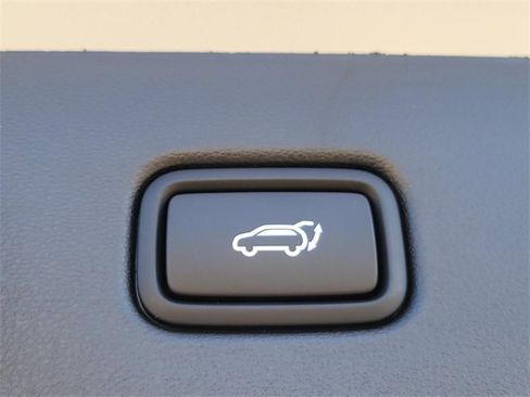 New 2026 Hyundai Tucson Limited image 9