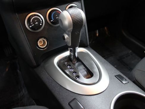 Used 2014 Nissan Rogue S w/ Convenience Package image 13