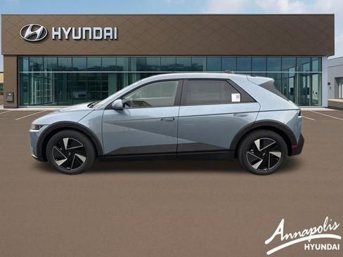 New 2026 Hyundai Ioniq 5 SEL image 2