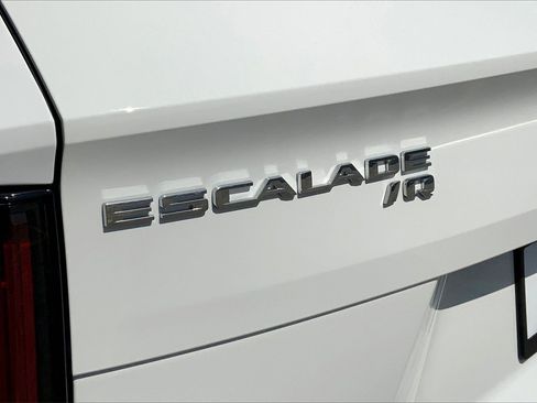 New 2025 Cadillac Escalade IQ Sport 2 image 16