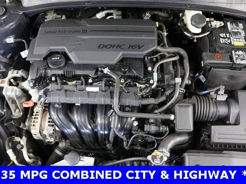 Used 2021 Hyundai Elantra SEL w/ Convenience Package image 24