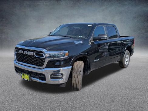 New 2026 RAM 1500 4x4 Crew Cab image 7