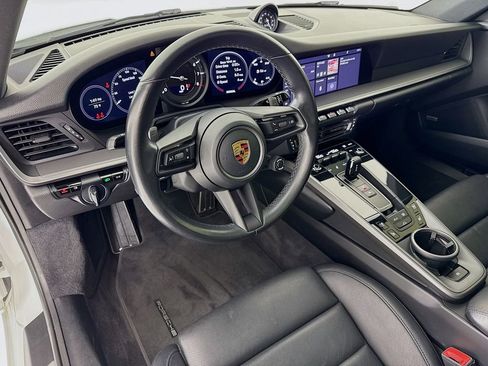 Certified 2021 Porsche 911 Carrera RWD image 4