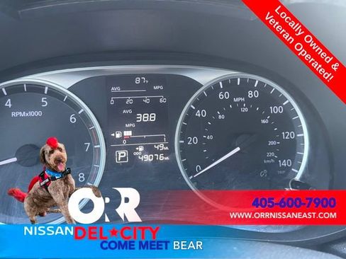 Used 2021 Nissan Versa S FWD image 3