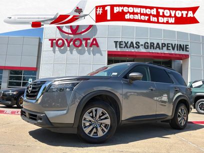 Used 2025 Nissan Pathfinder SV