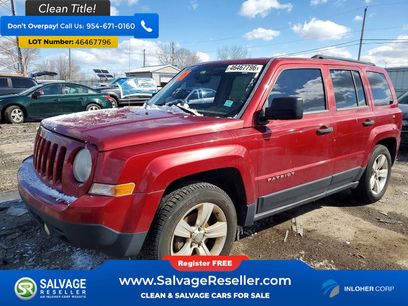 Used 2014 Jeep Patriot Sport w/ Tire & Wheel Group