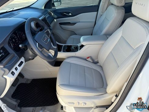 Used 2023 GMC Acadia Denali w/ Denali Technology Package image 18