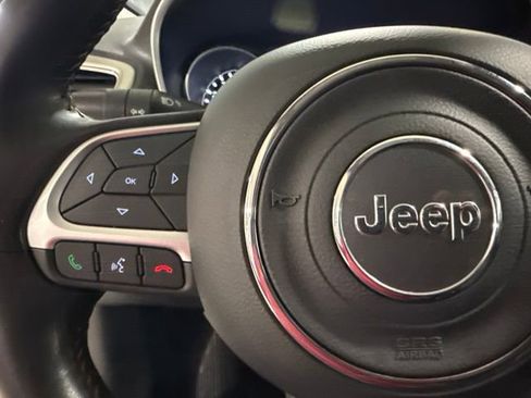 Used 2020 Jeep Compass Latitude FWD image 37