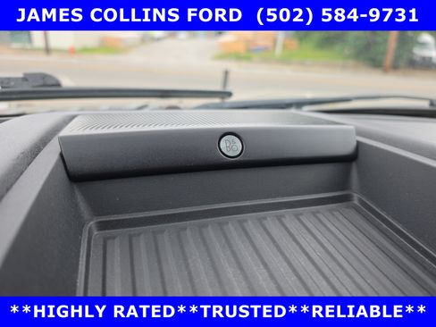 Certified 2018 Ford F150 Lariat w/ Equipment Group 502A Luxury AWD/4WD image 28
