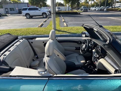 Used 2018 MINI Cooper S image 5