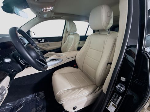 Used 2024 Mercedes-Benz GLE 450e 4MATIC w/ Warmth & Comfort Package image 22