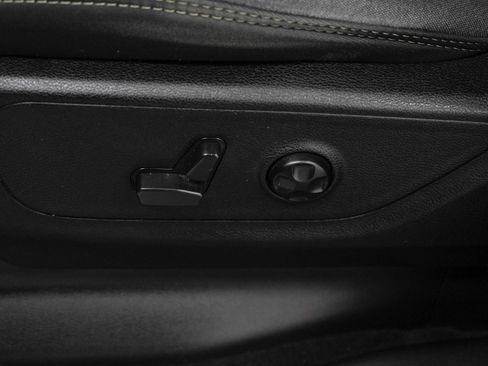 Used 2021 RAM 1500 Big Horn AWD/4WD image 22