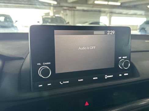 Used 2024 Honda CR-V EX image 17