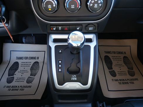 Used 2017 Jeep Compass High Altitude image 12