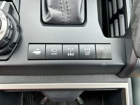 Certified 2025 Toyota Tacoma 4x4 Double Cab Hybrid image 37