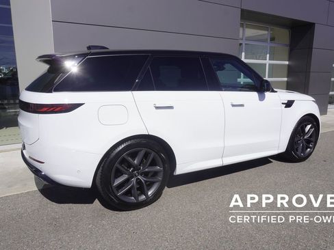 Used 2024 Land Rover Range Rover Sport Dynamic SE image 4