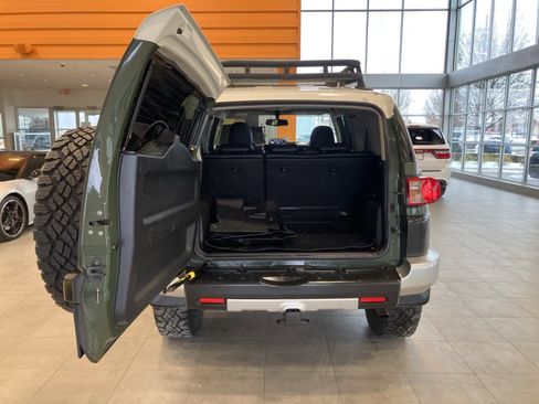 Used 2010 Toyota FJ Cruiser 4WD image 22