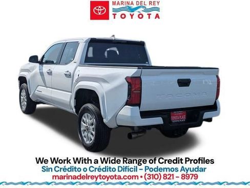 Used 2024 Toyota Tacoma SR5 RWD image 11