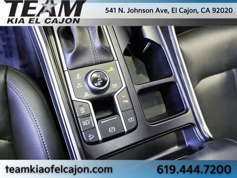 Certified 2025 Kia Sorento X-Line EX image 39