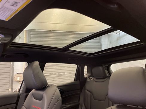 New 2026 Jeep Compass Trailhawk w/ Sun, Sound & Navigation Group image 16