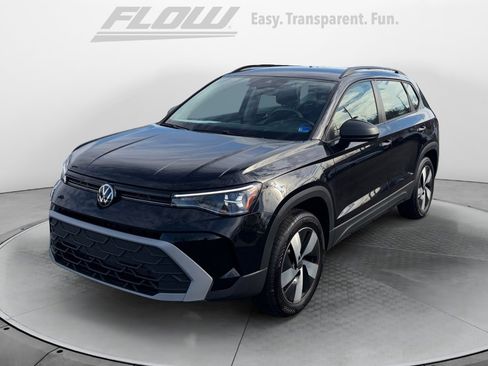 Used 2025 Volkswagen Taos S image 3