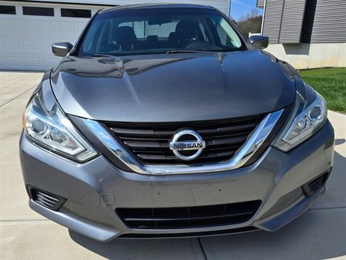 Used 2016 Nissan Altima 2.5 S w/ Power Driver Seat Package image 11