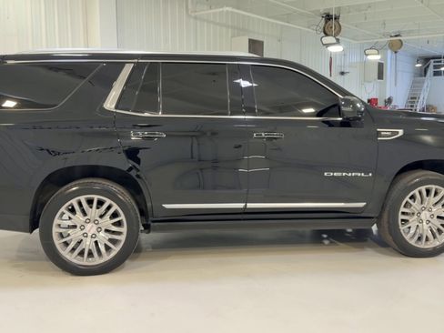 Used 2024 GMC Yukon Denali w/ Max Trailering Package image 2