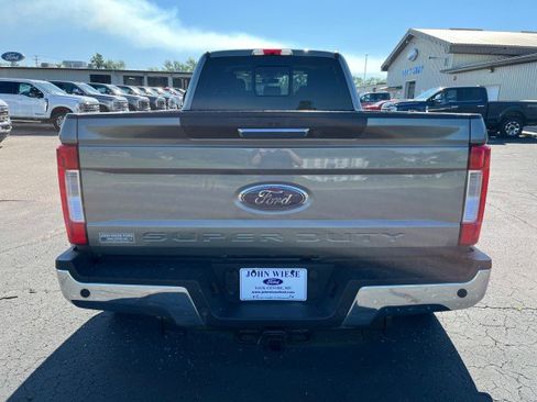 Used 2019 Ford F450 Lariat w/ Chrome Package image 4