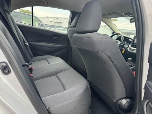 Used 2023 Toyota Corolla LE FWD image 14