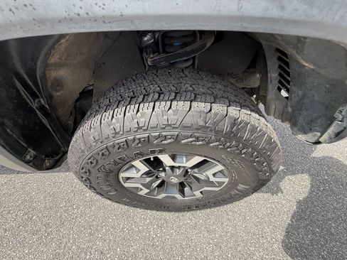 Used 2021 Toyota Tacoma TRD Off-Road image 28