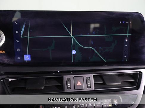 Used 2024 Lexus ES 350 F Sport w/ Technology Package image 3