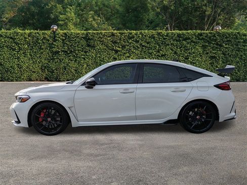 Used 2025 Honda Civic Type R image 7