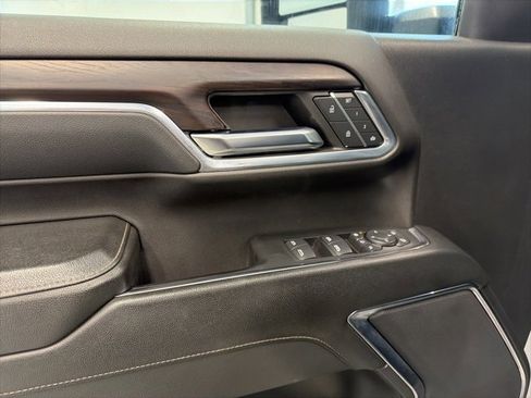 Used 2024 GMC Sierra 2500 SLT image 30