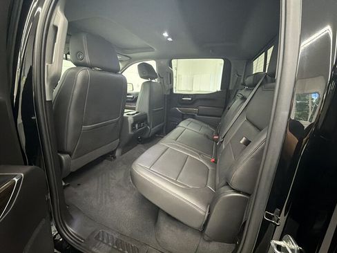 Used 2021 Chevrolet Silverado 1500 LT Trail Boss w/ Convenience Package II AWD/4WD image 12
