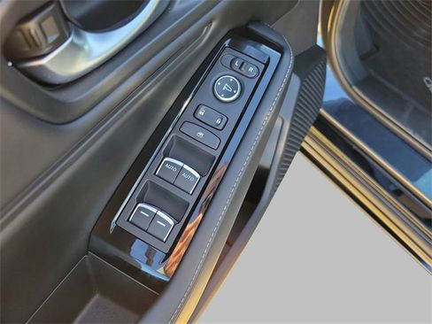 Used 2023 Honda Accord Touring image 12