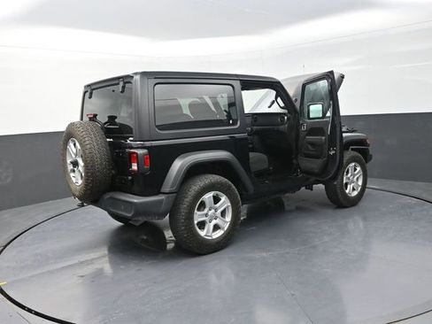 Used 2023 Jeep Wrangler Sport S image 33