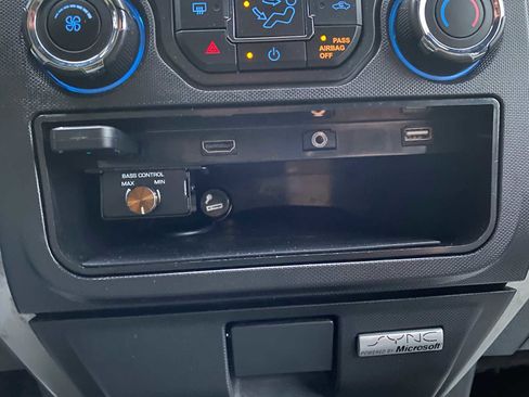 Used 2013 Ford F150 XLT w/ Luxury Equipment Group image 21