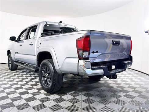 Used 2020 Toyota Tacoma SR5 image 21