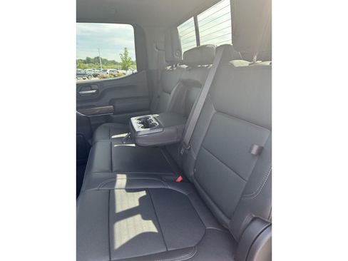 Used 2021 Chevrolet Silverado 1500 RST w/ Convenience Package II AWD/4WD image 16