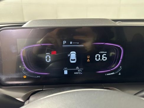 Used 2023 Kia Telluride LX image 17