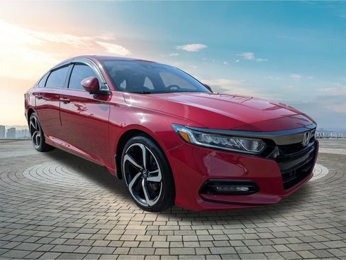 Used 2019 Honda Accord Sport image 3