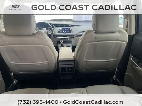 Certified 2023 Cadillac XT4 Luxury w/ Cold Weather Package FWD image 12