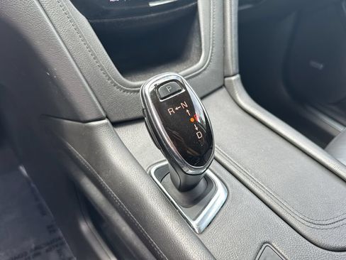 Used 2018 Cadillac XT5 Premium Luxury AWD/4WD image 22