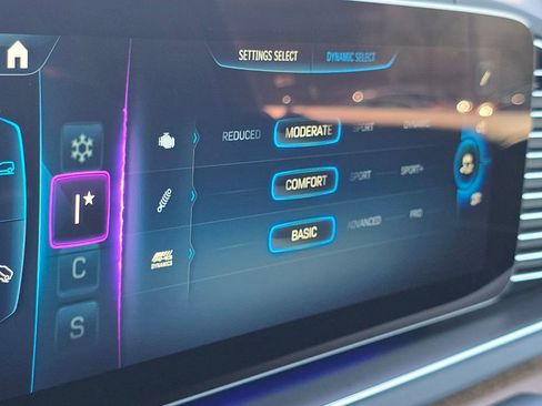 New 2026 Mercedes-Benz GLE 53 AMG 4MATIC Coupe image 33