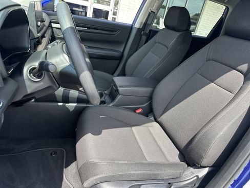 Used 2025 Honda CR-V LX image 11