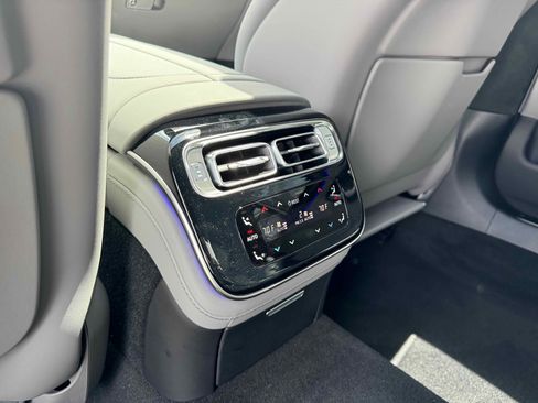 New 2025 Mercedes-Benz S 63 AMG S image 29