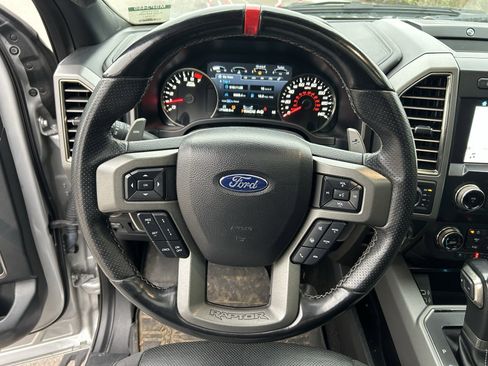 Used 2019 Ford F150 Raptor w/ Equipment Group 802A Luxury image 17