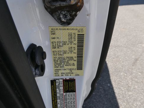 Used 2013 Nissan Frontier S RWD image 10