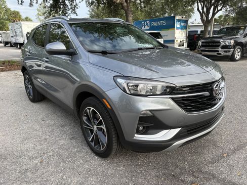 Used 2023 Buick Encore GX Select w/ Safety Package II FWD image 1